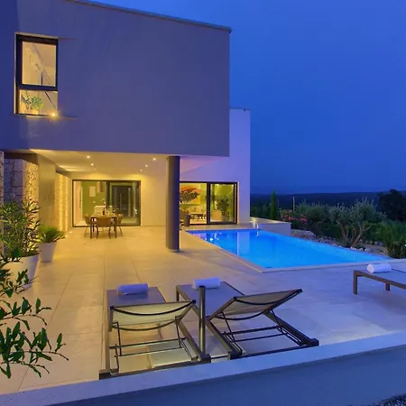 Silente בית נופש Salatić